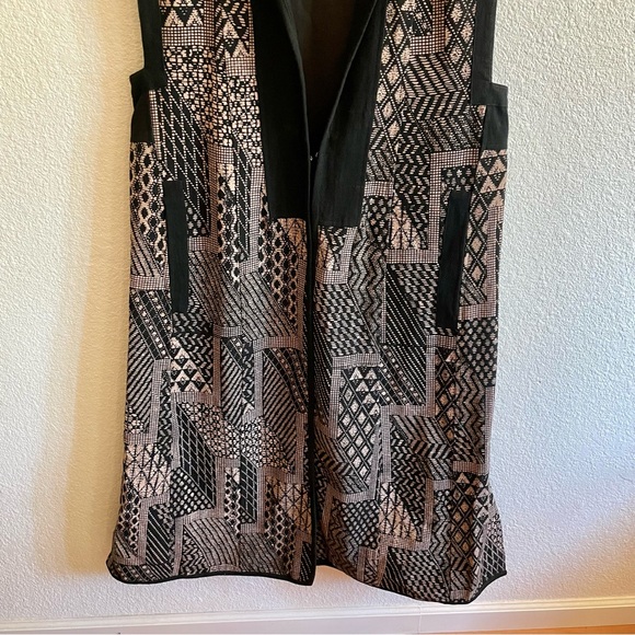 NWT Ann Maurice Geometric Pattern Oversized Long Vest - Picture 3 of 8